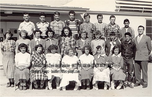 8th grade grammar school class, 1951 fashion